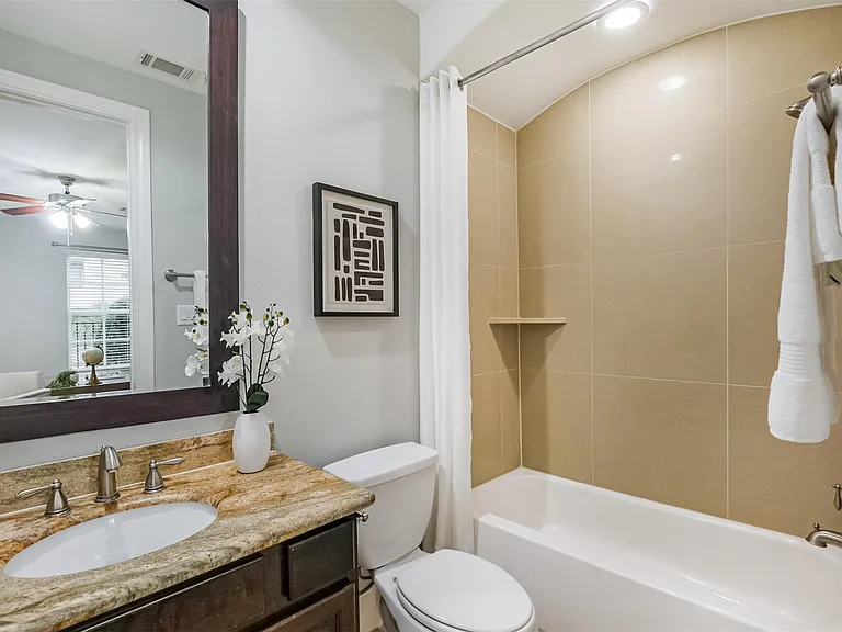 3907 Austin St — Photo 12