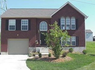 176 Squirrel Ct, Covington, KY 41017