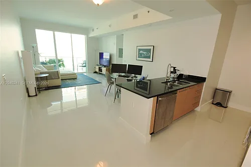 950 Brickell Bay Dr #5000 Photo 1