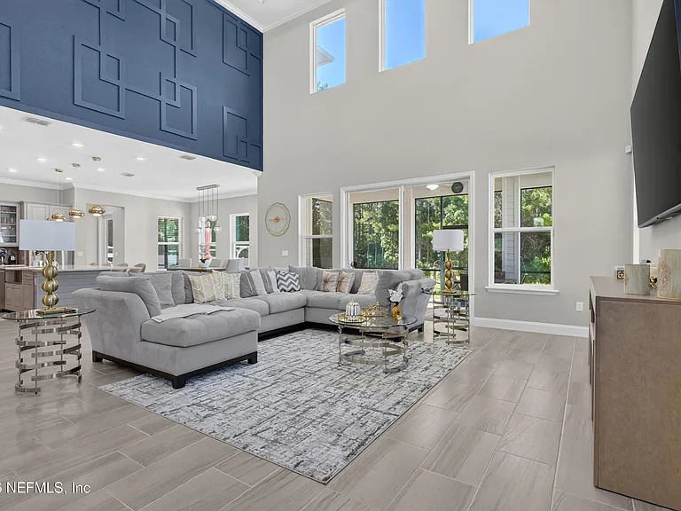 22 Azura Point — Photo 9