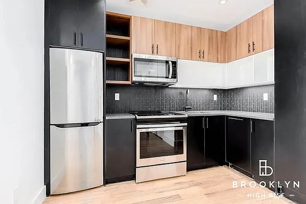 Rented by Brooklyn High Rise LLC | media 5