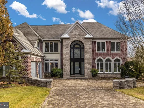 10033 Pebble Beach Ter, Ijamsville, MD 21754