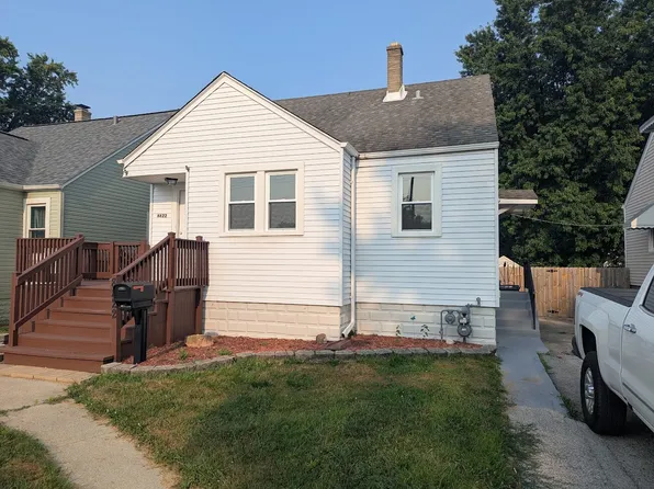 8822 S California Ave, Evergreen Park, IL 60805