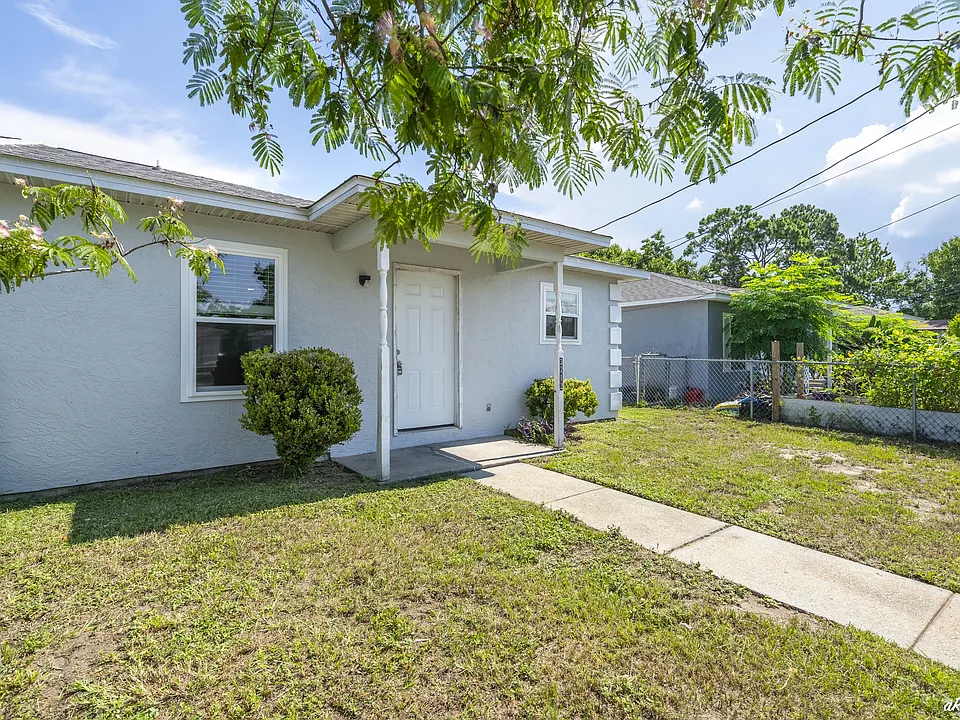 3712 Burnham Way