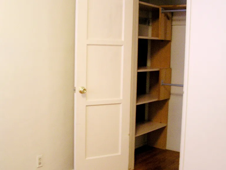 Walk in closet