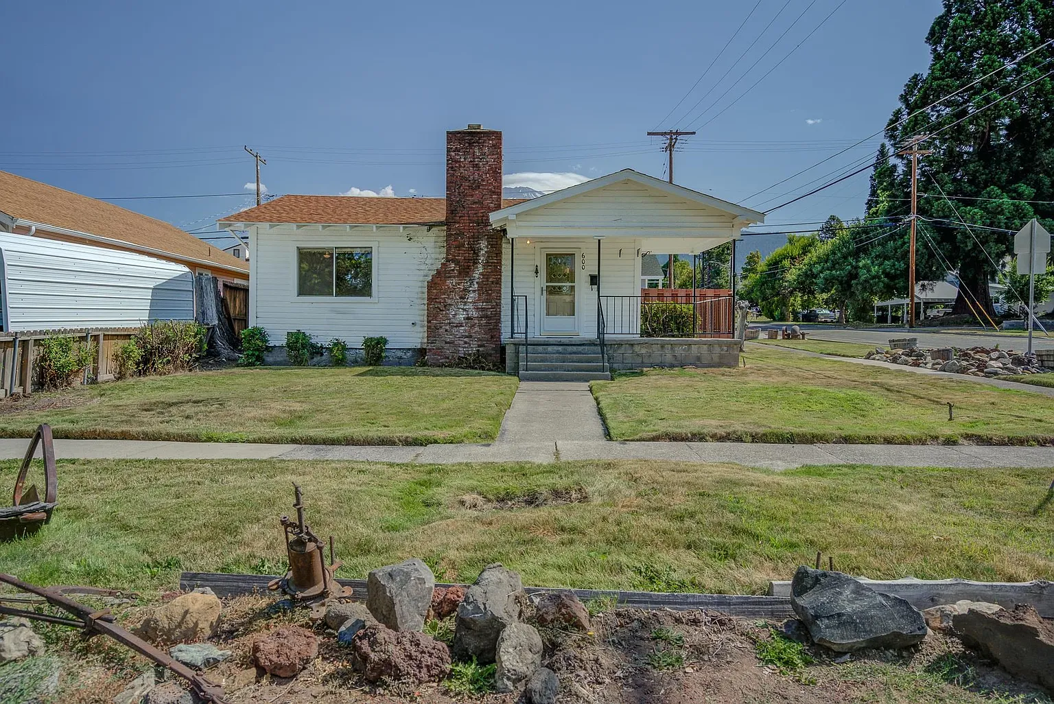 600 Cedar St photo 1