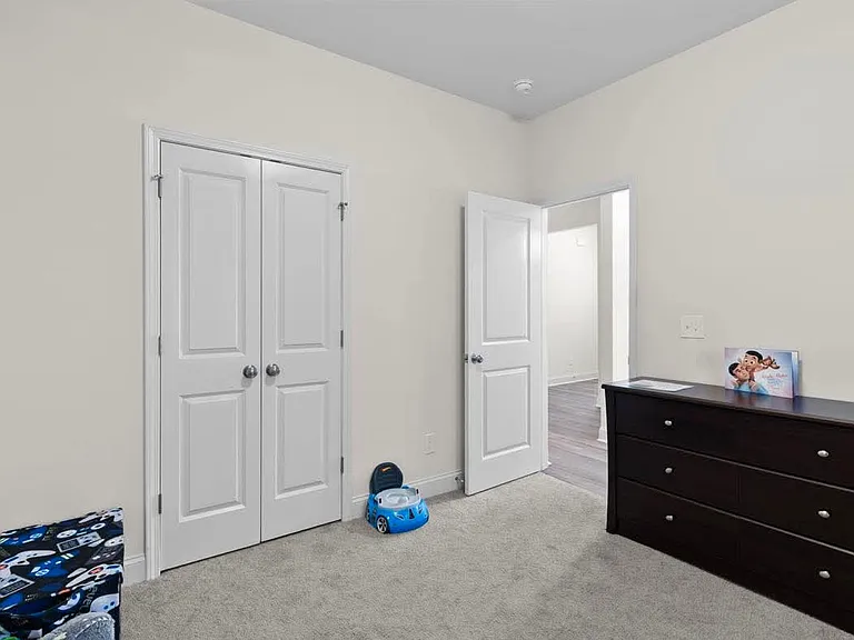 223 Collier Gate St — Photo 22