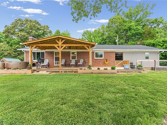 2nd image of 111 Pool Dr