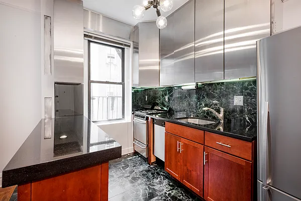 Sold by Brown Harris Stevens | media 6