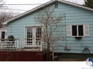 54 Graham Ave, Moosup, CT 06354