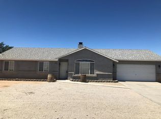 10956 W Santa Fe Ave, Hesperia, CA 92345