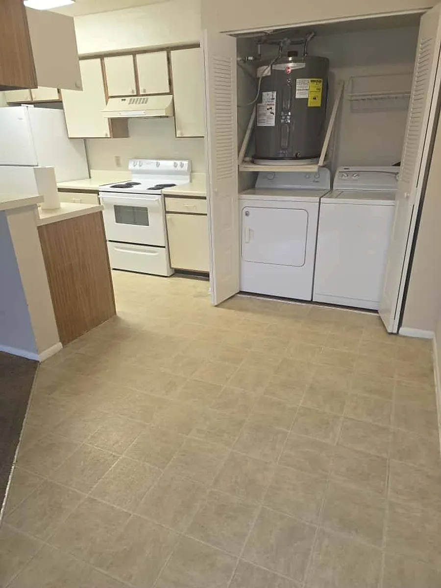Building Photo - 5331 Summerlin Rd #3112