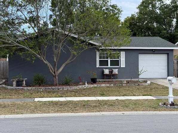2334 Knoll Ave S, Palm Harbor, FL 34683