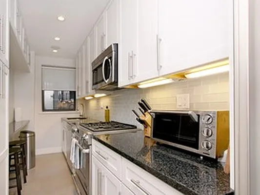 Sold by Corcoran | media 19