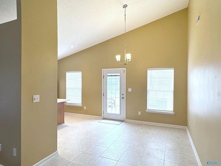 117 Bremerton Dr SW — Photo 16