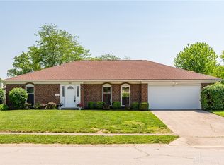 7044 Park Vista Rd, Englewood, OH