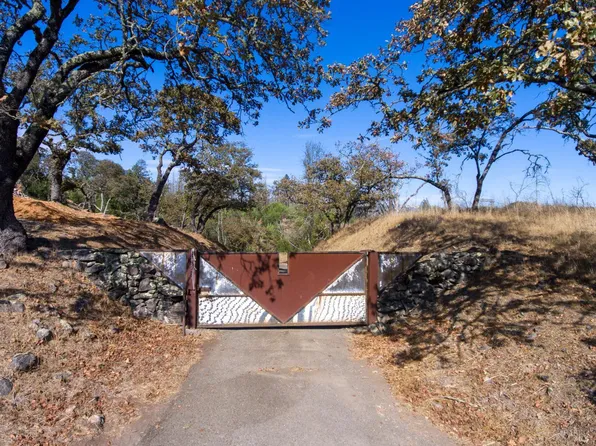 2733 Bennett Ridge Road, Santa Rosa, CA 95404