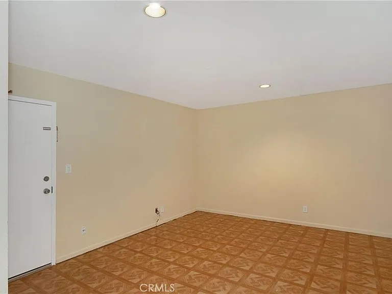 21800 Marylee St #59 — Photo 25