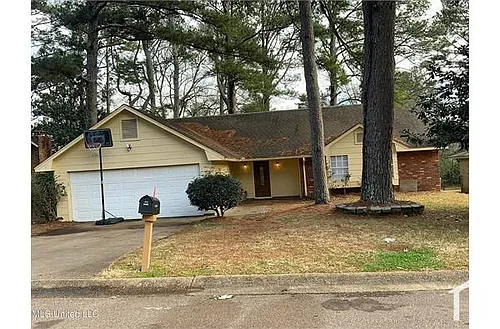 143 Waywood Dr Photo 1