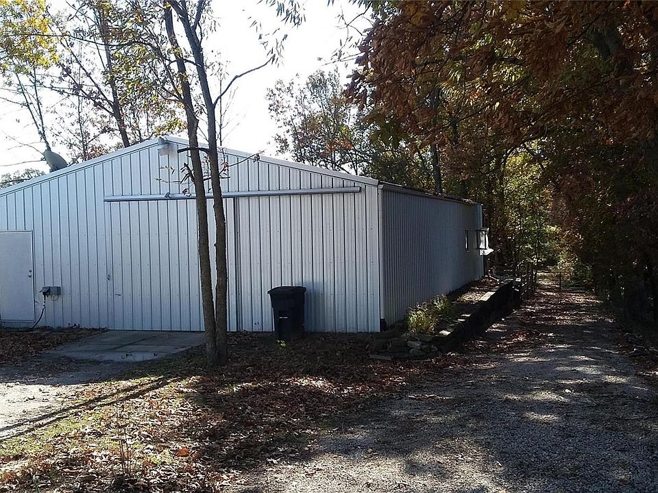 1st image of 100 Jerry Miller Ln