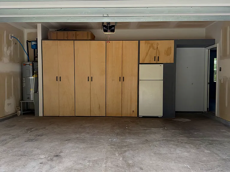 74 Parkside Dr — Photo 23