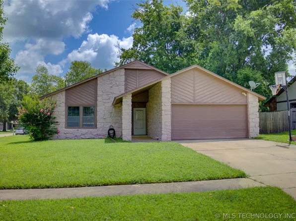 1709 N 21st St, Broken Arrow, OK 74012