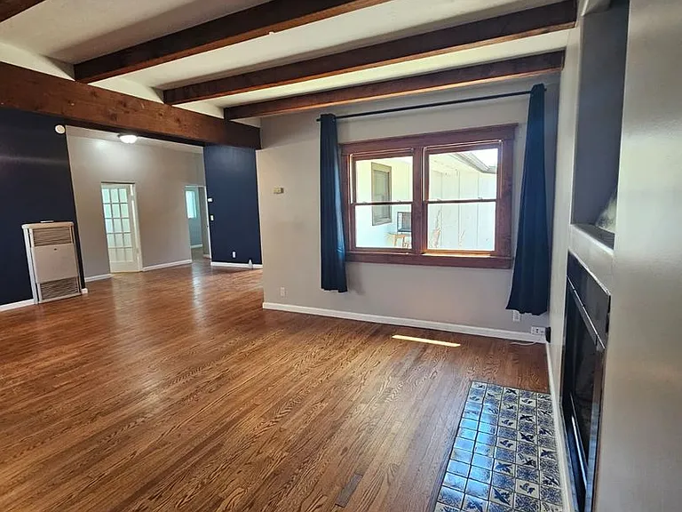 352 Bonito Ave — Photo 11