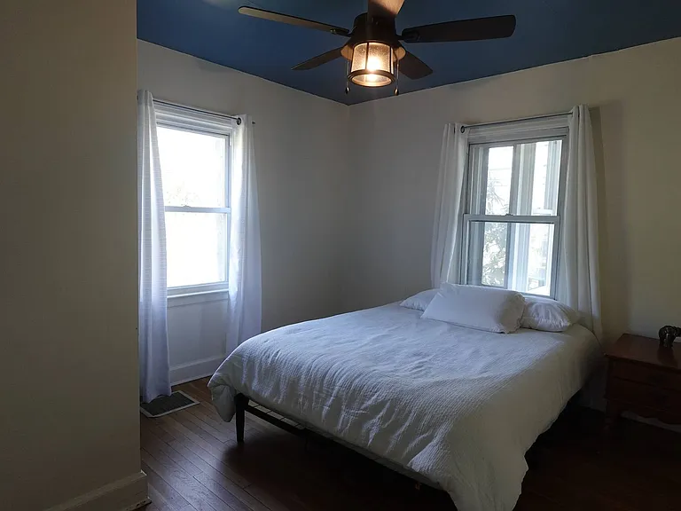 1 E Lake Dr — Photo 8