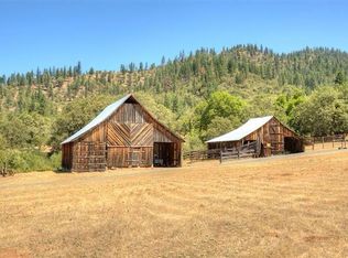 931 Hogan Rd, Applegate, OR 97530
