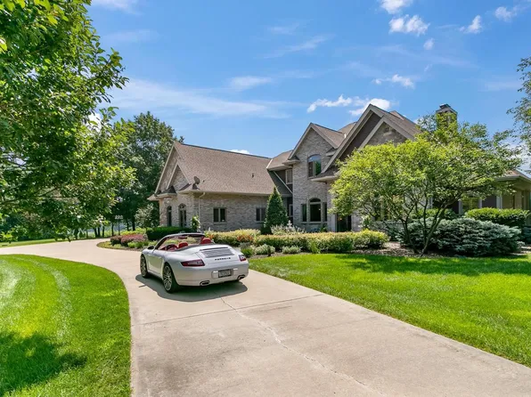 E12261 Timber Ridge Trail, Prairie Du Sac, WI 53578