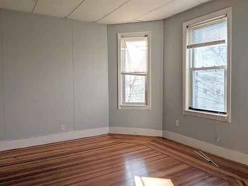 25 Belknap St #2 Photo 1