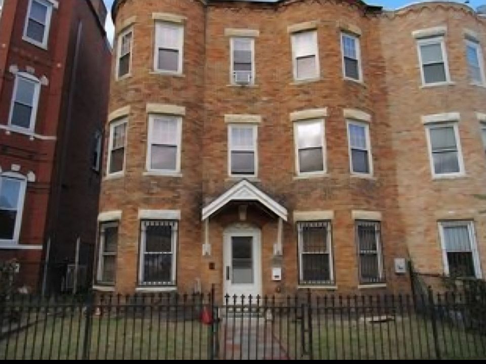 1st image of 102 Moreland St