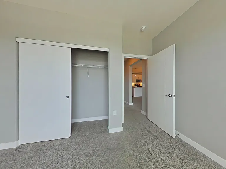Allure Apartments — Photo 79