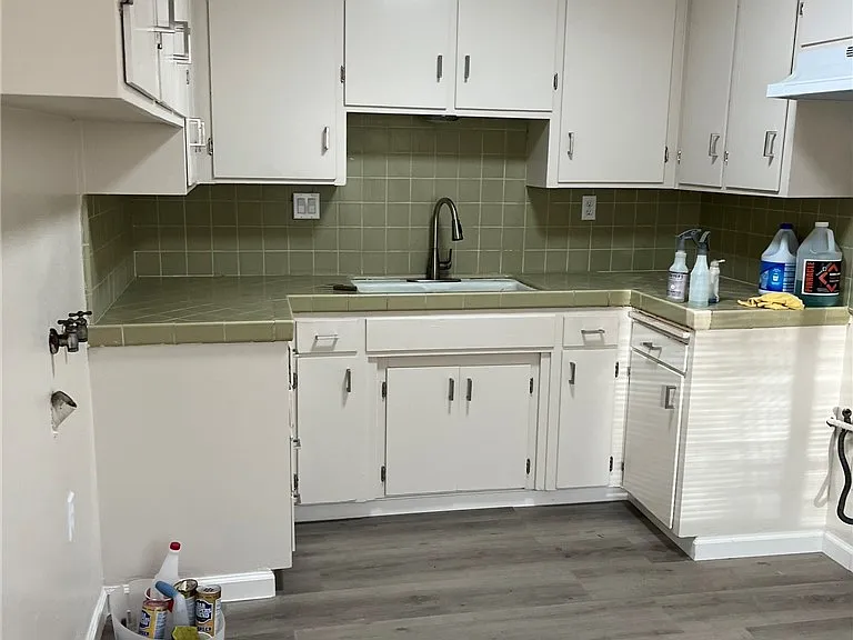 277 South Ave — Photo 3