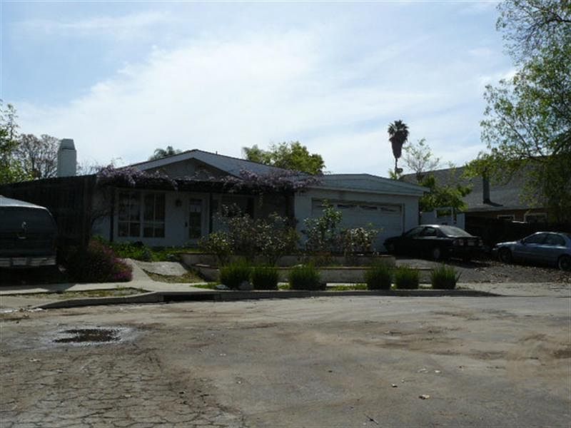 2nd image of 1815 Calle Antonio