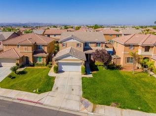 3332 Oakleaf Ln, Perris, CA 92571