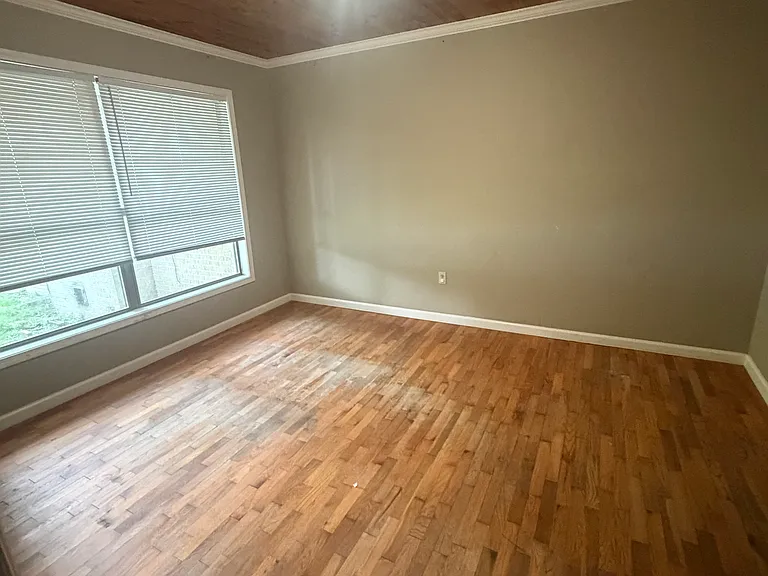 1614 Caldwell St — Photo 7
