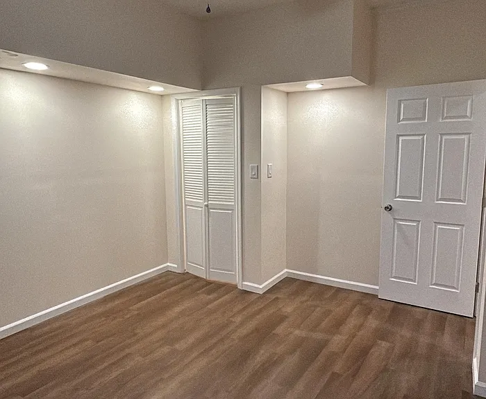 2717 Cedarhurst Rd #4 — Photo 6