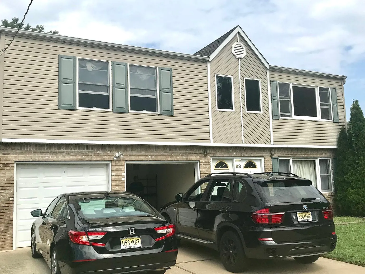93 Terrace Ave — Photo 2