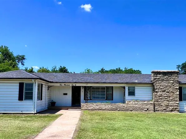 202 Sw Blvd, Blackwell, OK 74631