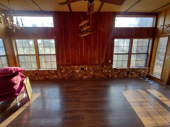 3rd image of 3365 Round Bottom Rd