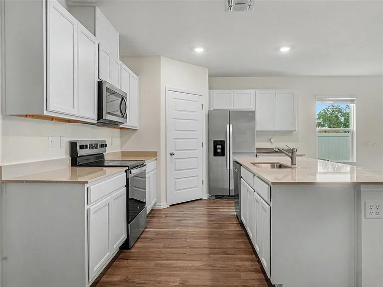 3377 Wakefield Dr — Photo 7