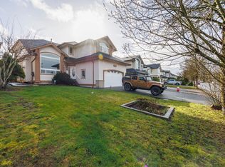 12166 201b St, Maple Ridge, BC V2X3J8