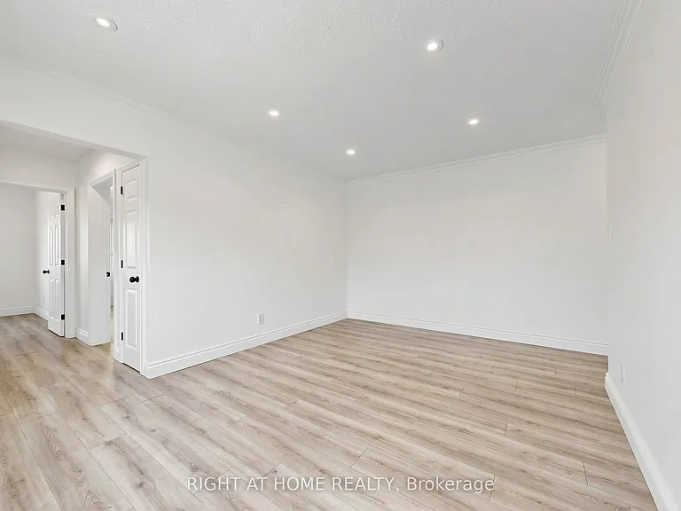 10 Wadsworth Blvd #4 — Photo 8