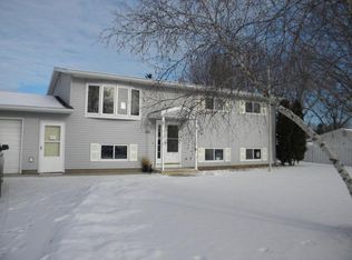 525 Birch St, Onalaska, WI 54650