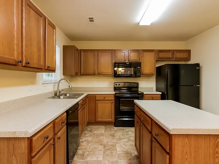 14130 Waterlyn Dr — Photo 6