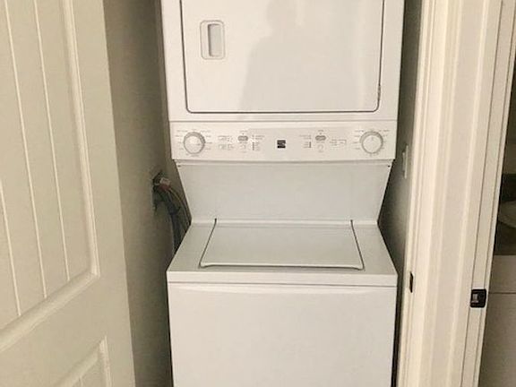 3rd image of 14339 Whittier Blvd #120