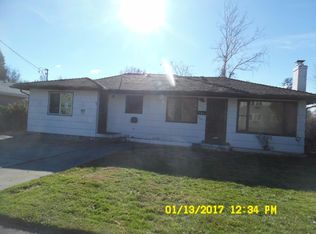 307 SE M St, Grants Pass, OR 97526