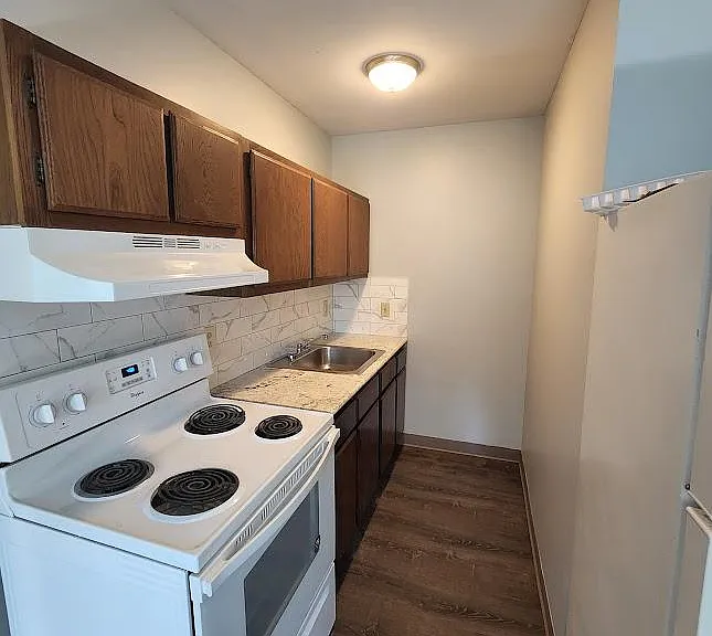 105 Herkimer St #19 — Photo 6