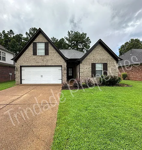 5673 Bedford Loop E Photo 1